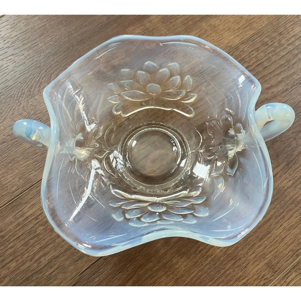 Fenton white opalescent waterlily & cattails dish